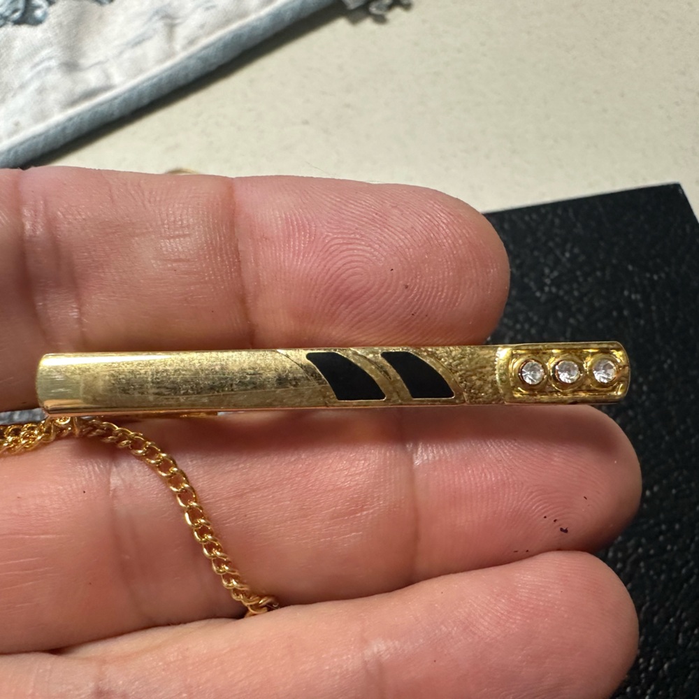 TIE TACK
